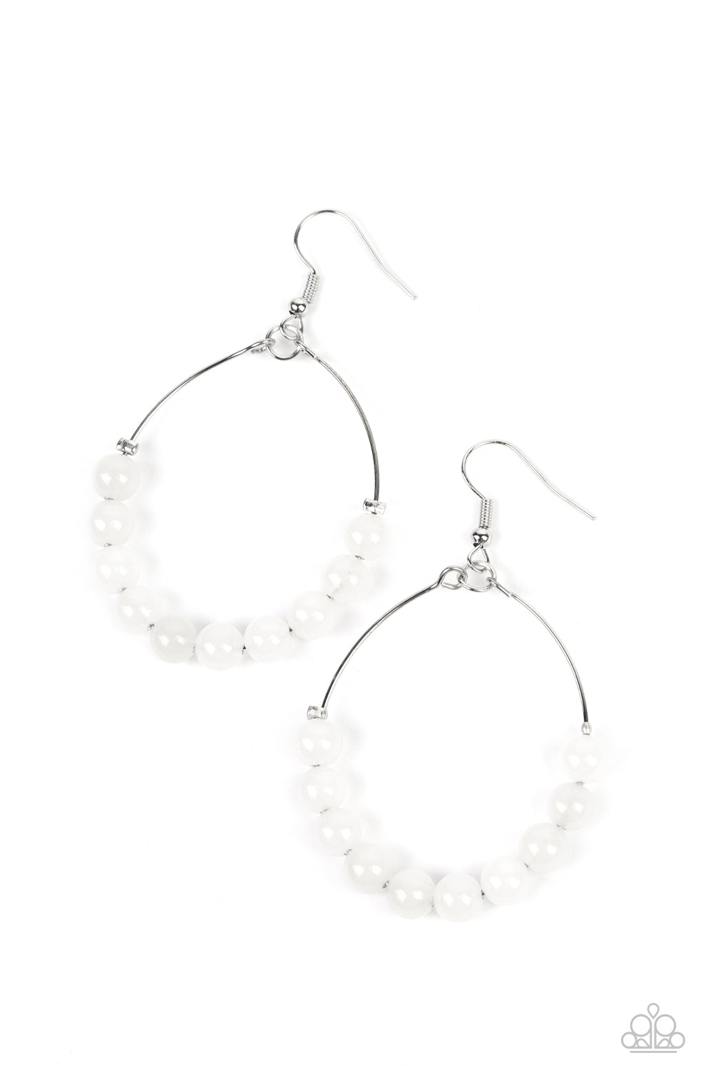 Catch a Breeze - White Paparazzi Accessories