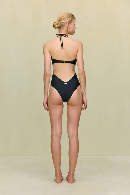 HOLLIS ONE PIECE - BLACK