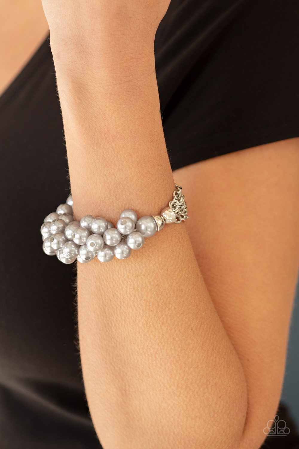 Up Class Clash  -  Silver Paparazzi Accessories